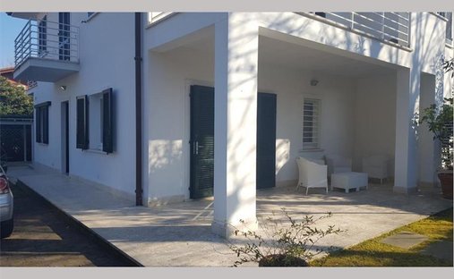 Villa in Centro, Forte dei Marmi, Tuscany 1