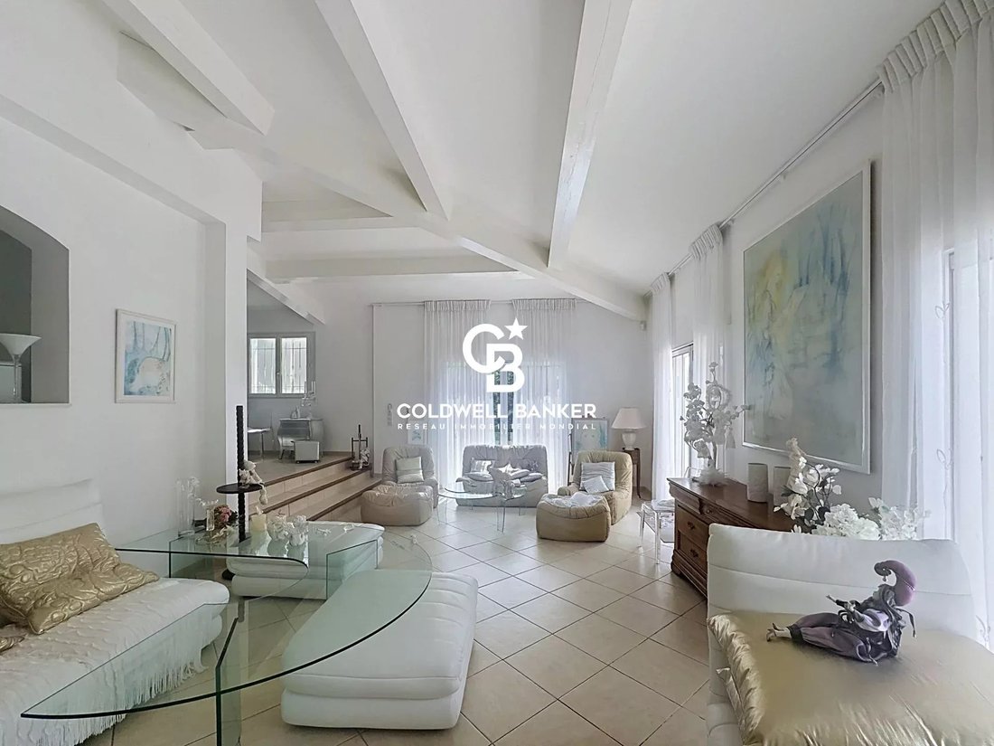 House in Frejus, Provence-Alpes-Côte d'Azur, France 5 - 18099107