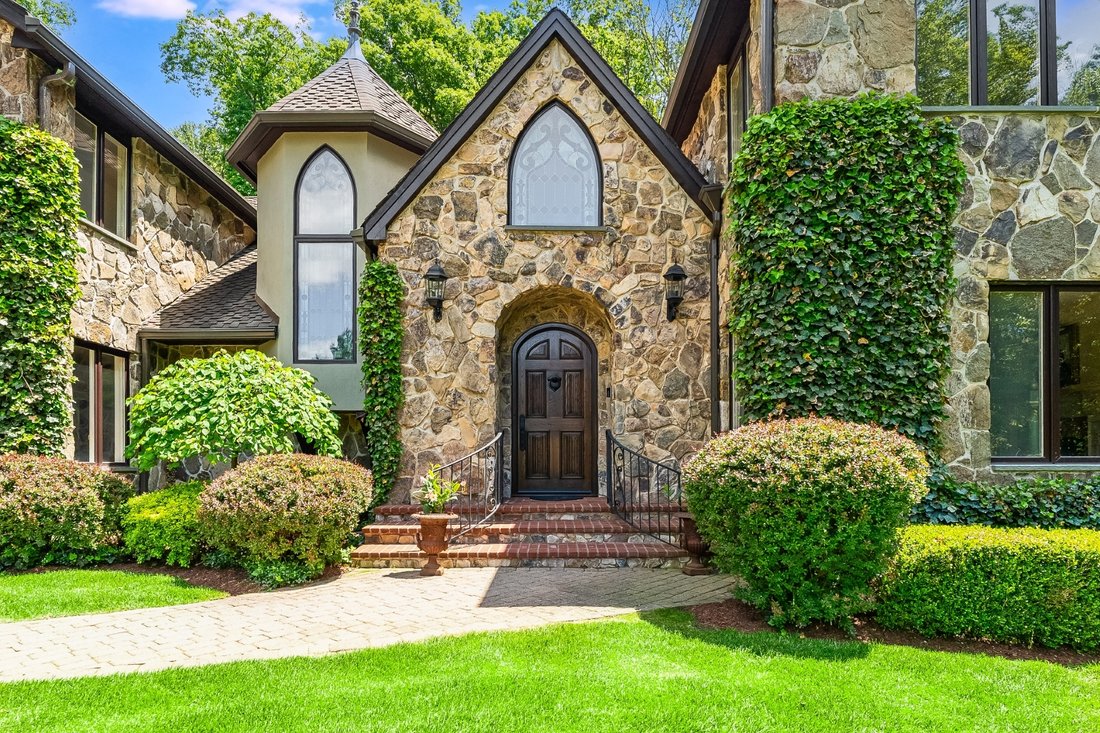House in Mendham, New Jersey, United States 2 - 18093132
