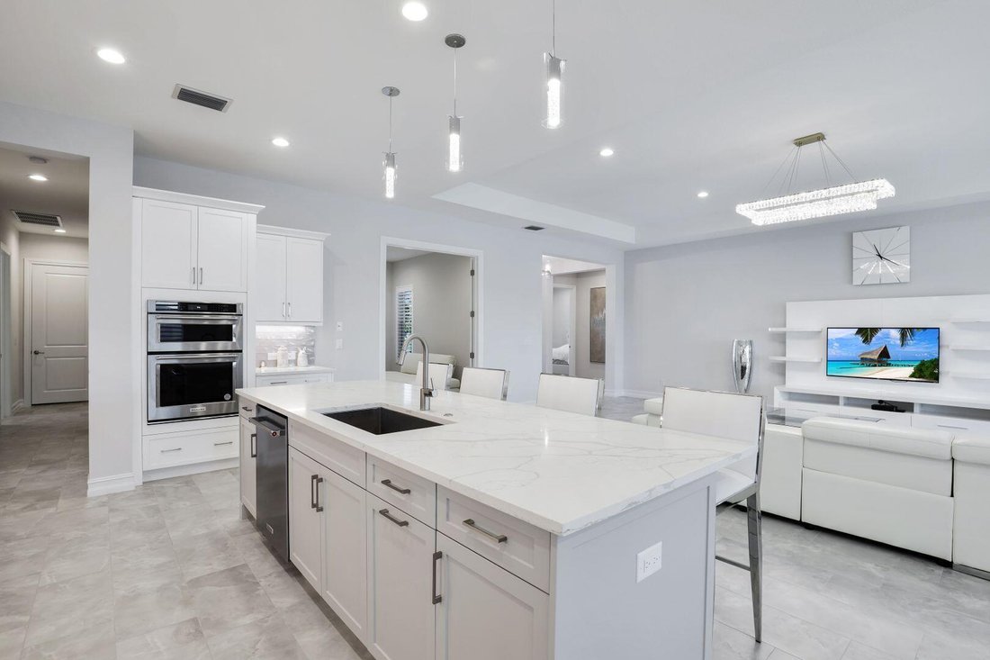 House in Naples, Florida, United States 3 - 18102439