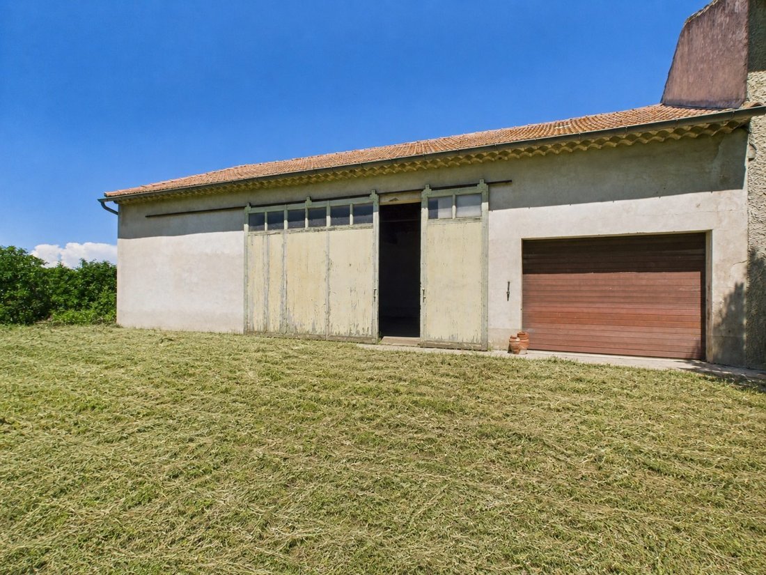 Country House in Robion, Provence-Alpes-Côte d'Azur, France 3 - 18097726