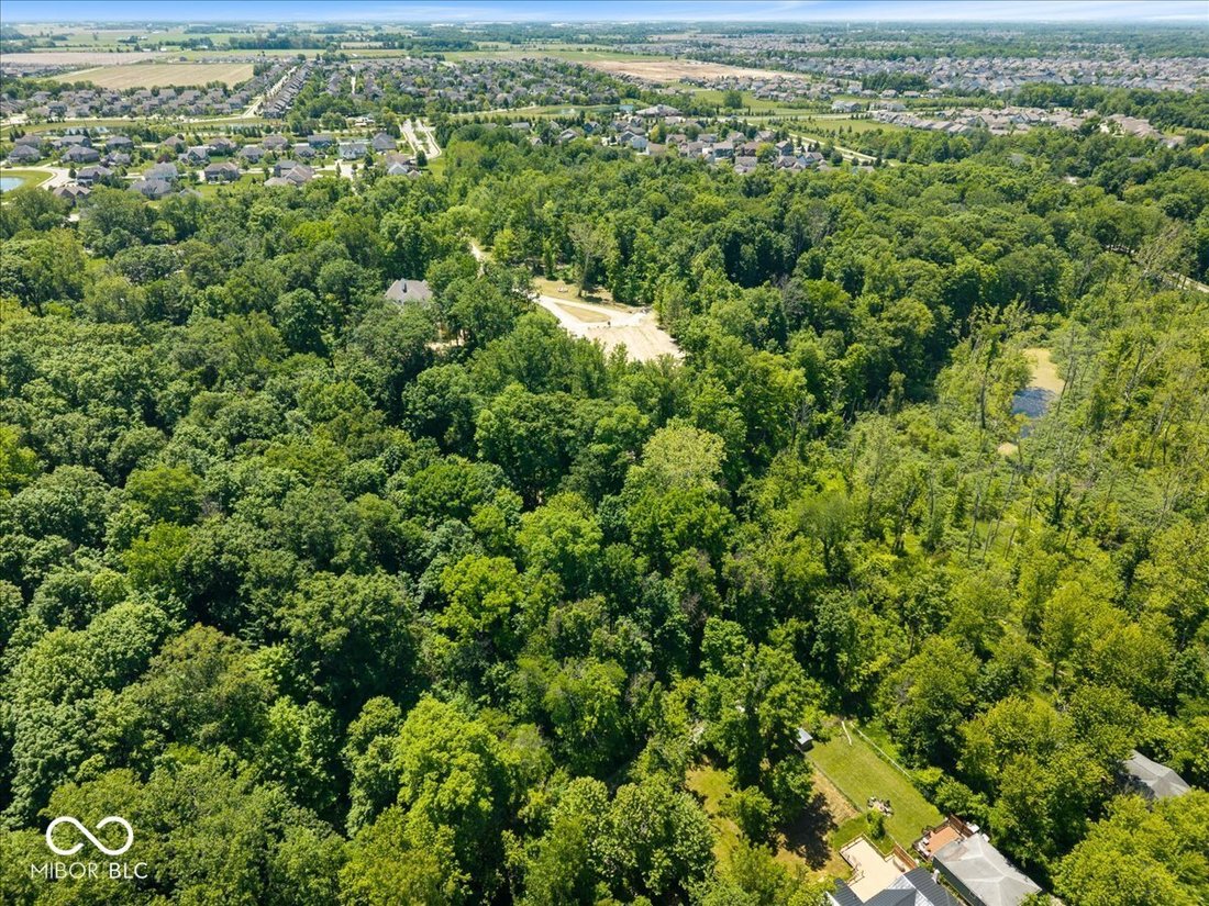 Land in Fortville, Indiana, United States 4 - 18095984