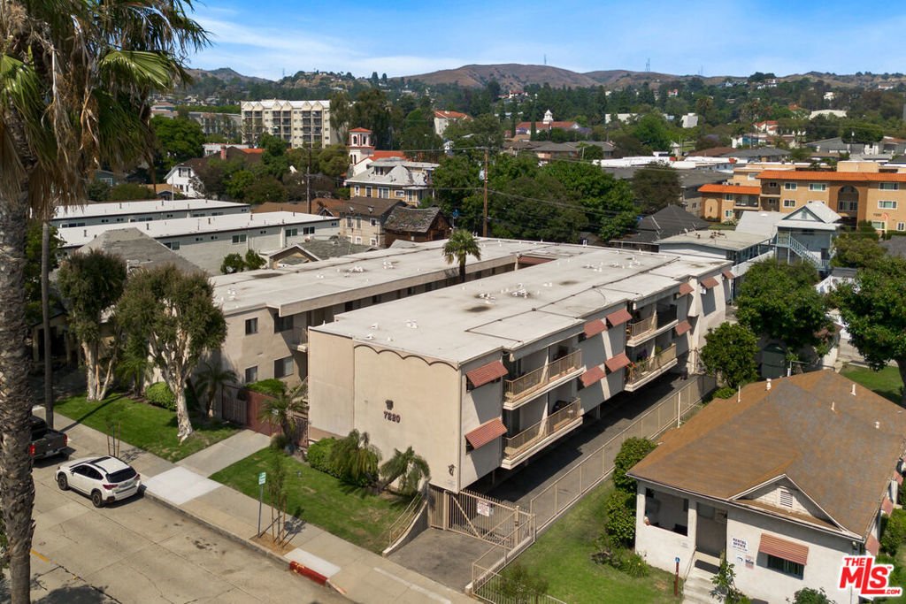 Whittier, California, United States 2 - 18095044