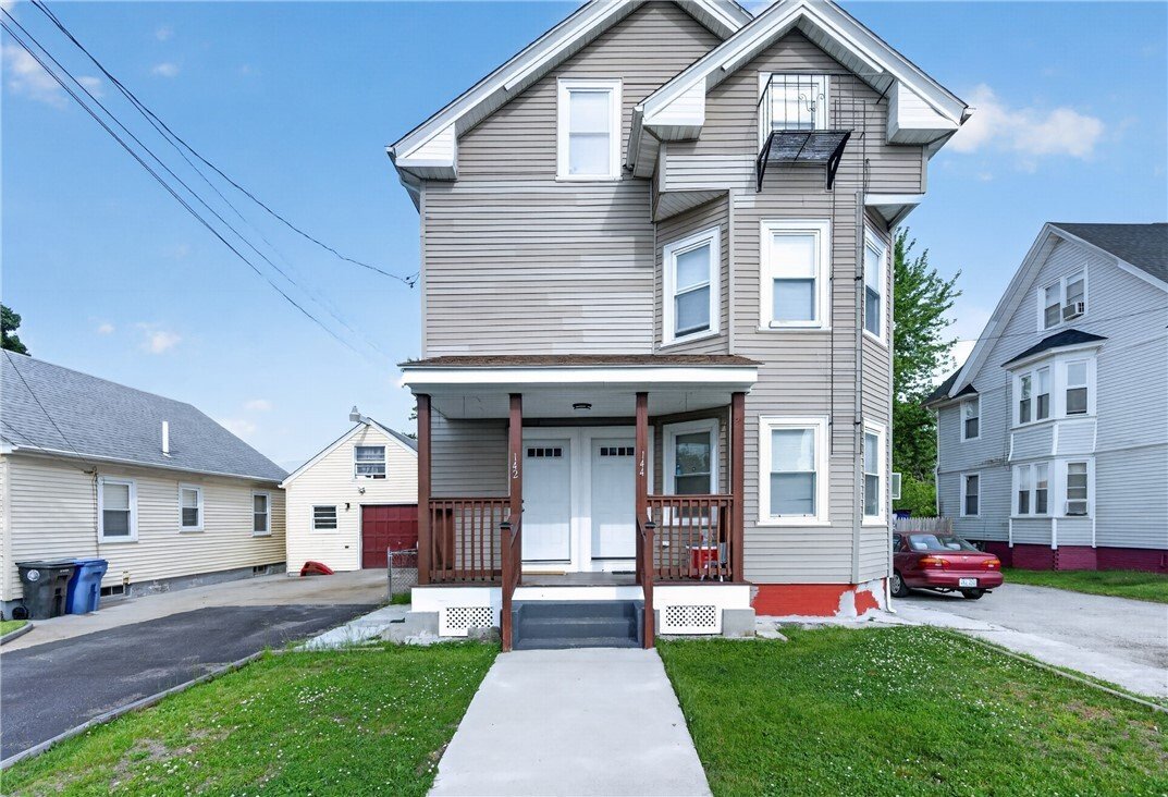 Cranston, Rhode Island, United States 1 - 18098129