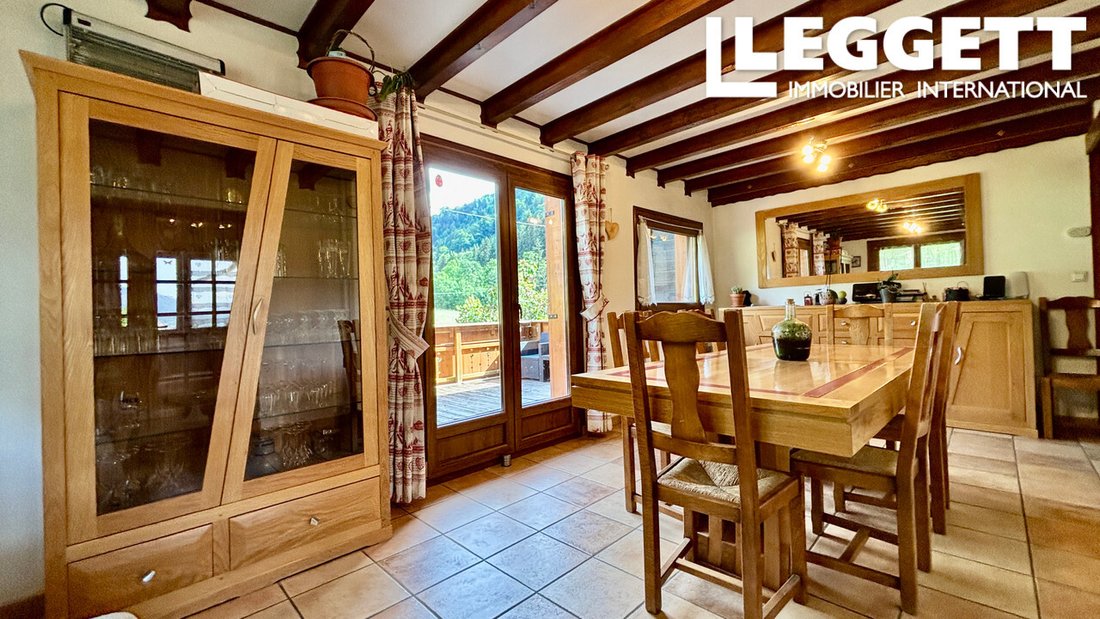 Chalet in Saint-Gervais-les-Bains, Auvergne-Rhône-Alpes, France 5 - 18096560