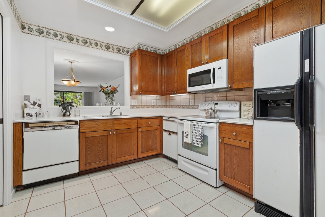 Condo in San Diego, California, United States 3 - 18093137