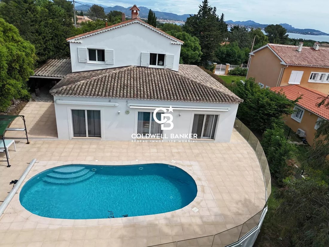 House in Frejus, Provence-Alpes-Côte d'Azur, France 1 - 18099107