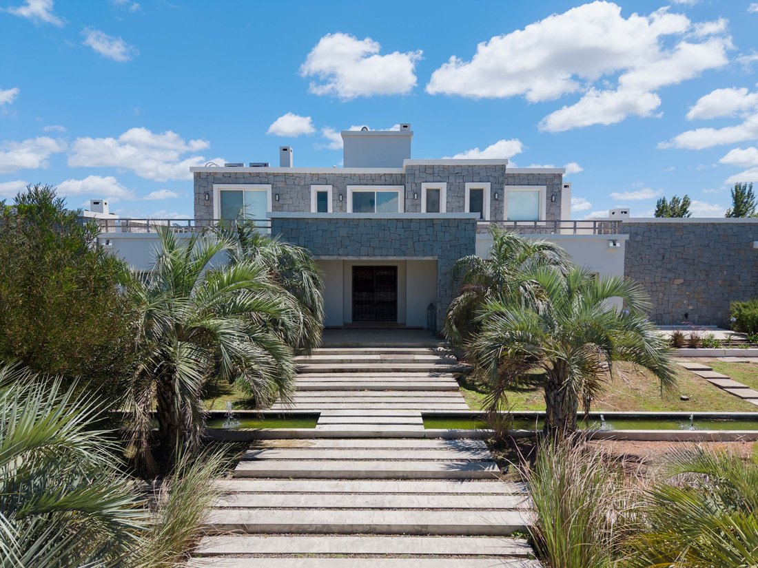 Laguna Estates, Maldonado Department, Uruguay 3 - 18096651
