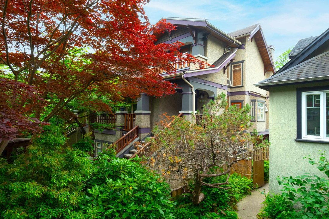 Townhouse in Vancouver, British Columbia, Canada 2 - 18096378