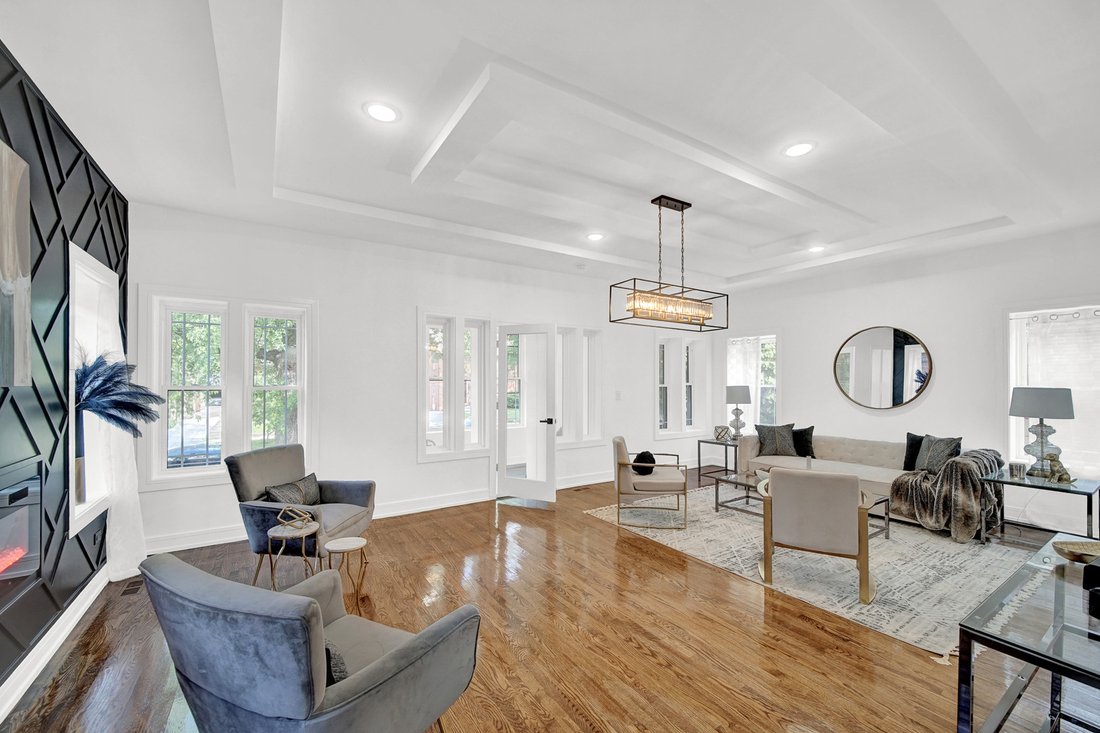 House in Chicago, Illinois, United States 5 - 18092478