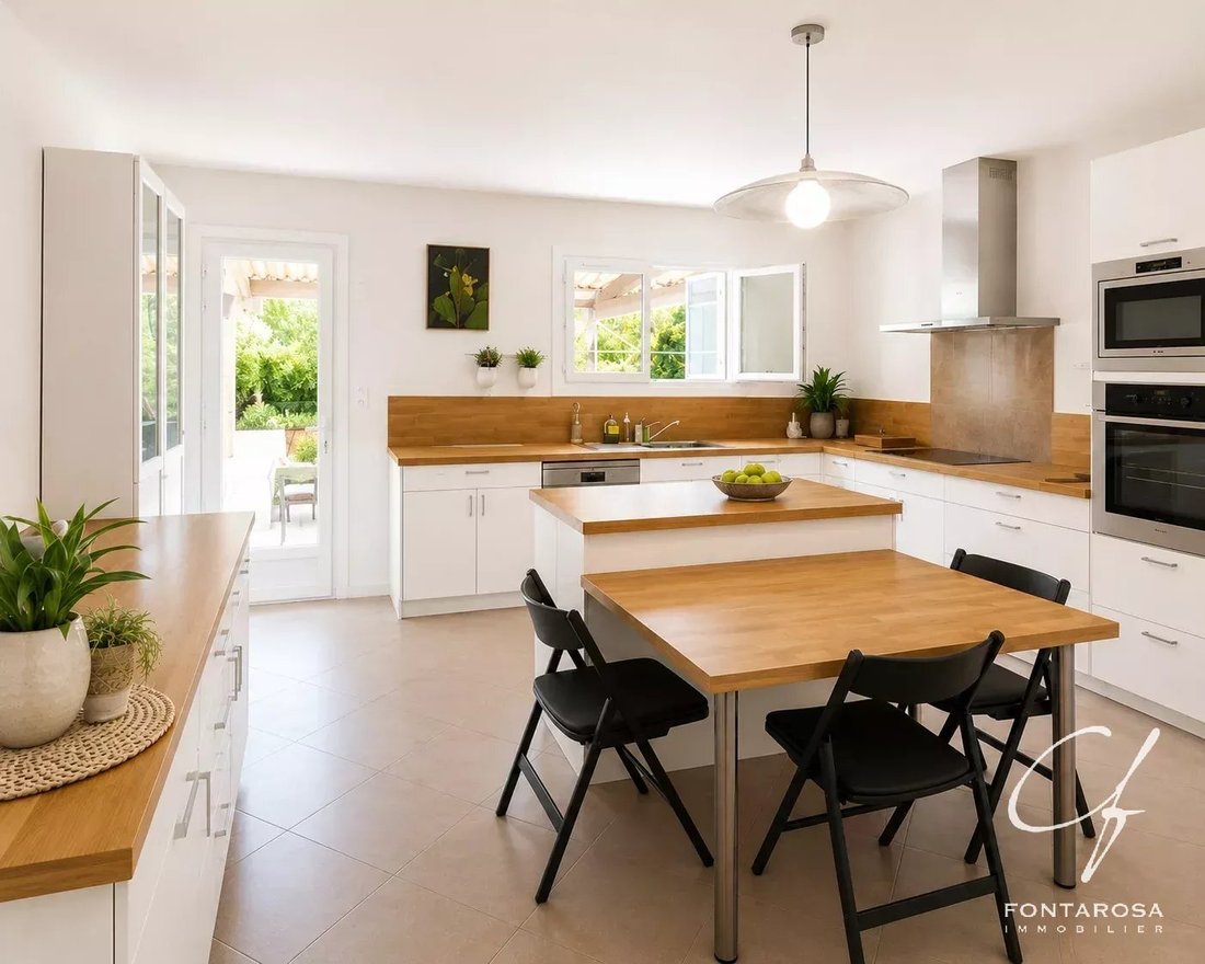 House in Ecarts, Roquebrune-sur-Argens, France 4 - 18093413