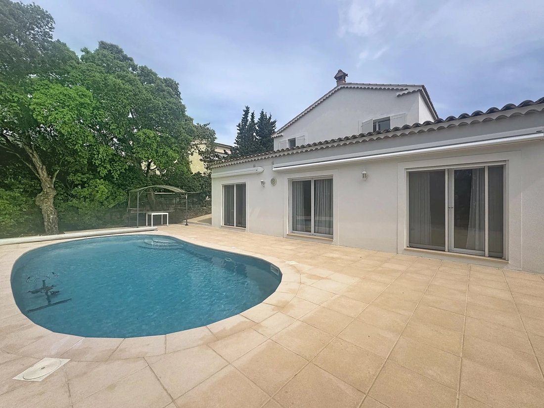 House in Frejus, Provence-Alpes-Côte d'Azur, France 2 - 18105192
