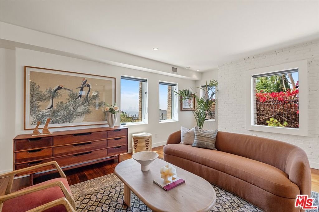 House in Los Angeles, California, United States 3 - 18100715