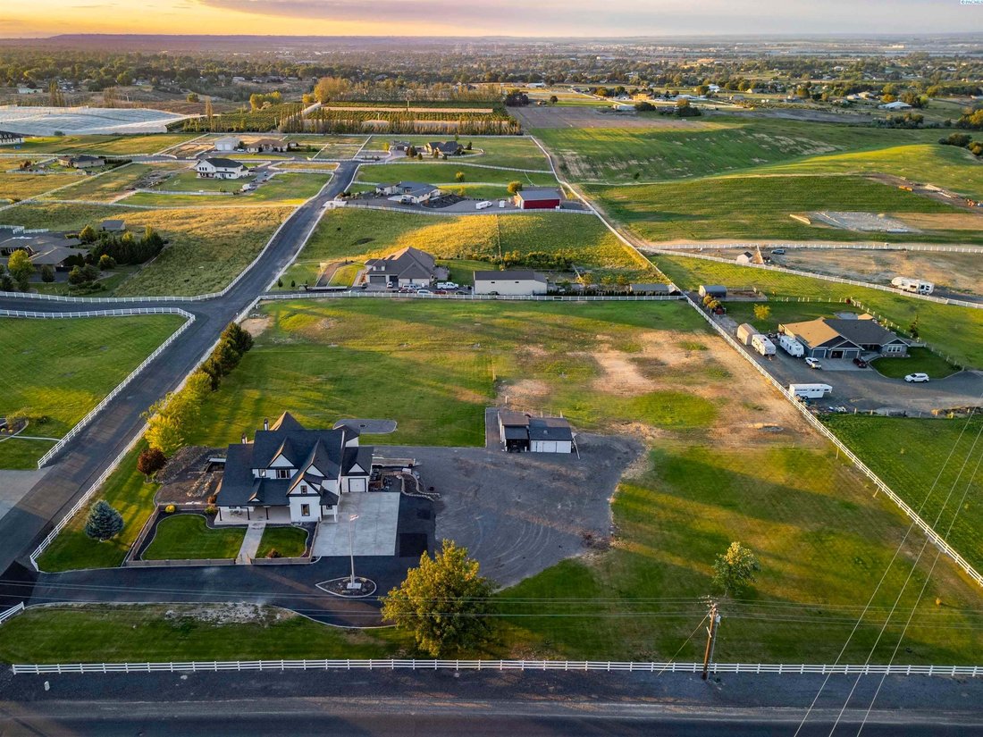House in Kennewick, Washington, United States 3 - 18093549