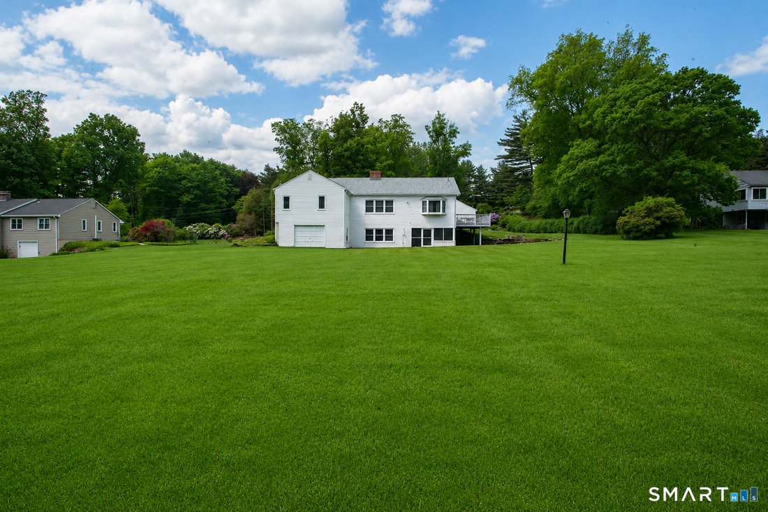 House in East Granby, Connecticut, United States 3 - 18105023