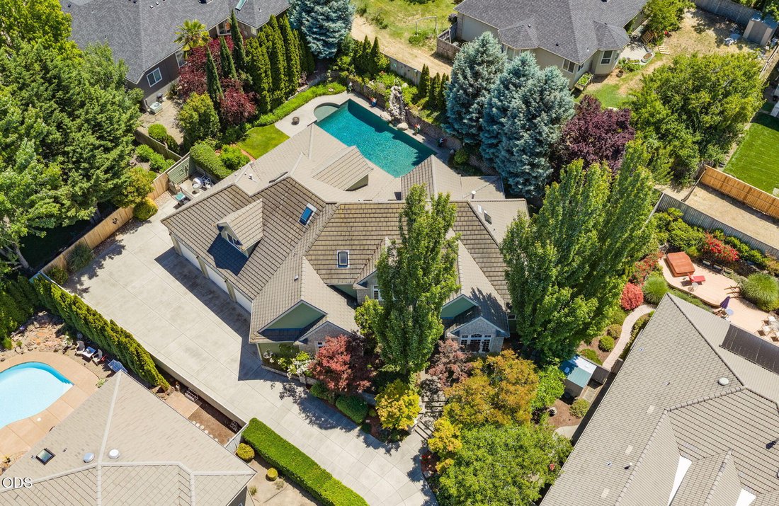 House in Medford, Oregon, United States 5 - 18097844