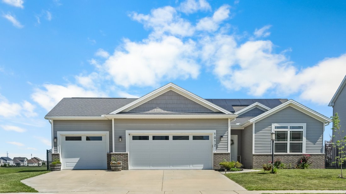 House in Savoy, Illinois, United States 4 - 18092528