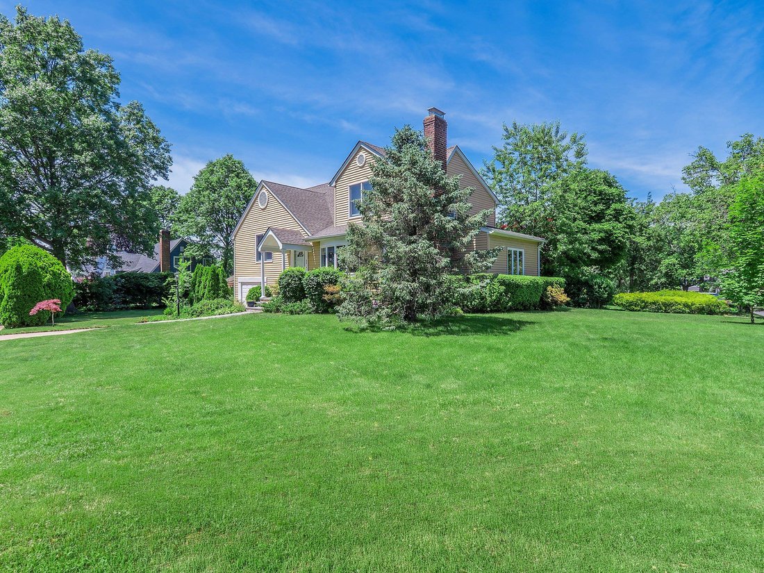 House in Port Washington, New York, United States 3 - 18094112