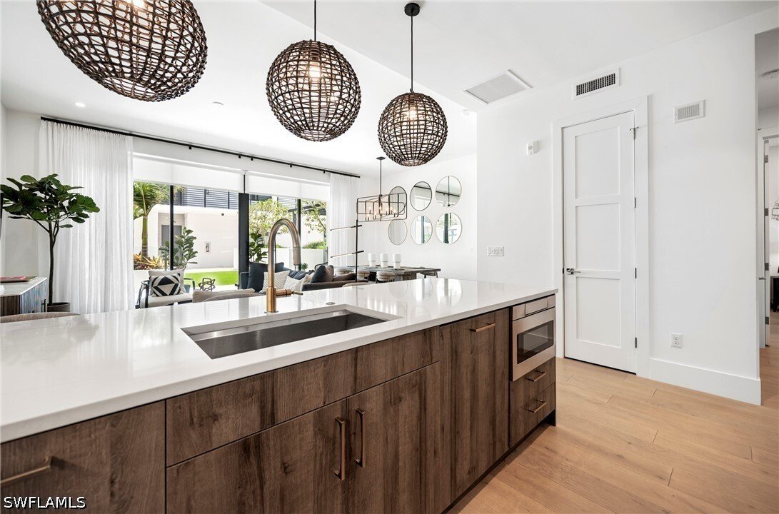 Condo in Naples, Florida, United States 2 - 17282336
