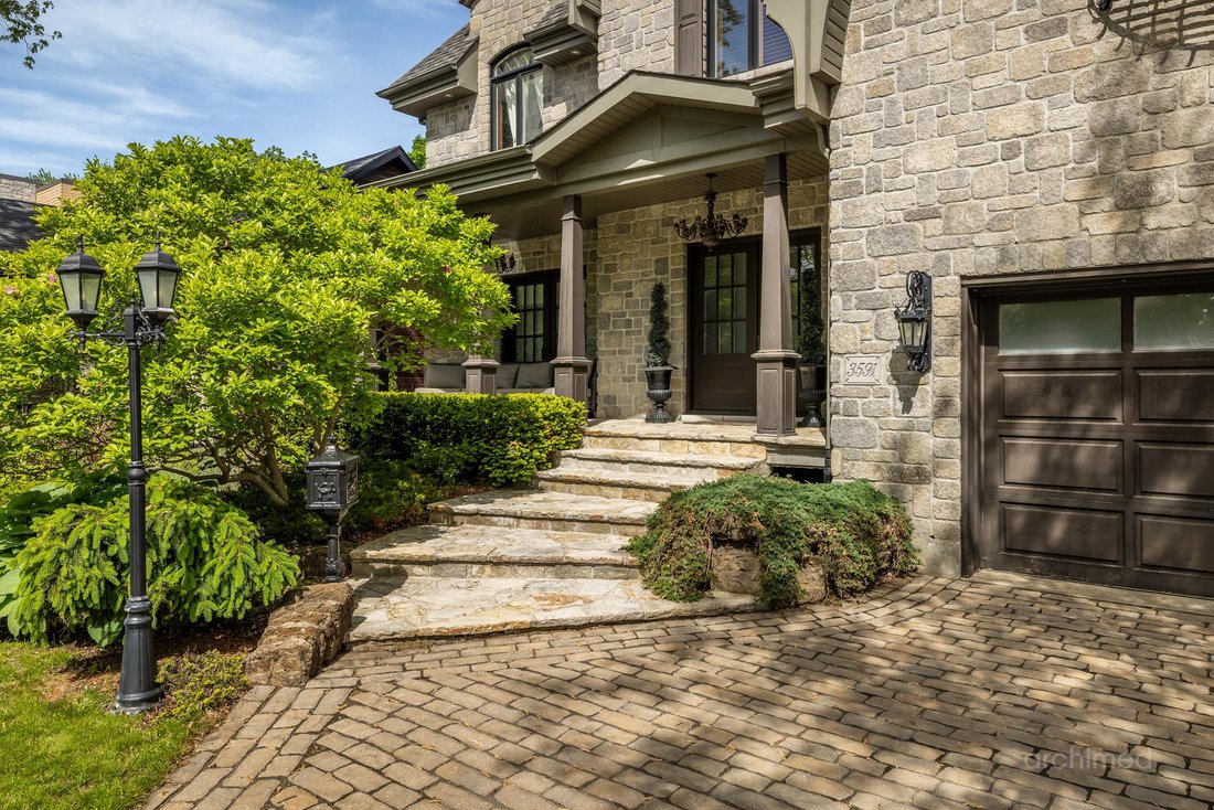 House in Laval, Quebec, Canada 4 - 18100825