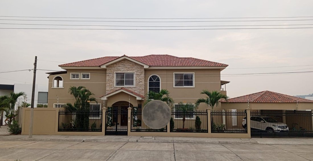 House in El Condado, Guayas, Ecuador 1 - 18093100