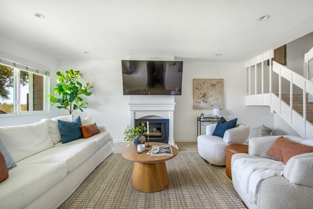 Newport Beach, California, United States 1 - 18094492