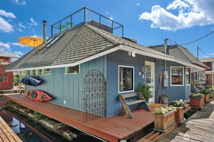 House in Seattle, Washington, United States 2 - 18104614