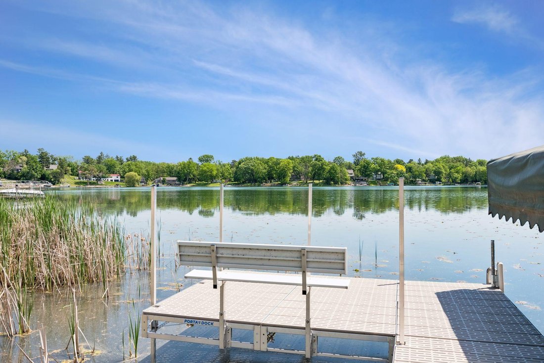House in Lake Elmo, Minnesota, United States 2 - 18098545