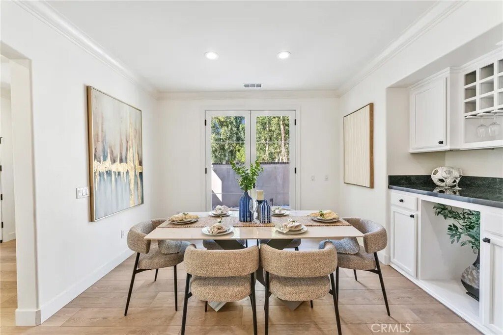 Condo in Irvine, California, United States 5 - 18101313