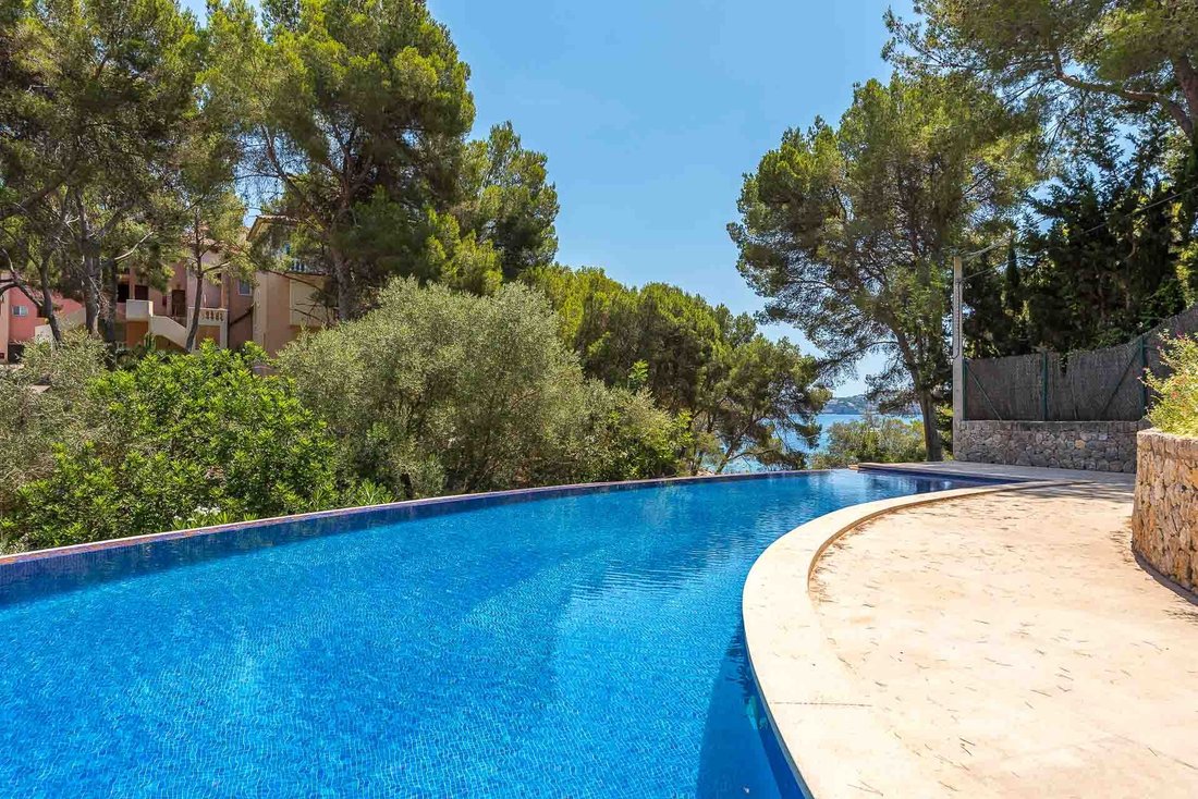 Villa in Cala Fornells, Calvia, Balearic Islands 2 - 18092896