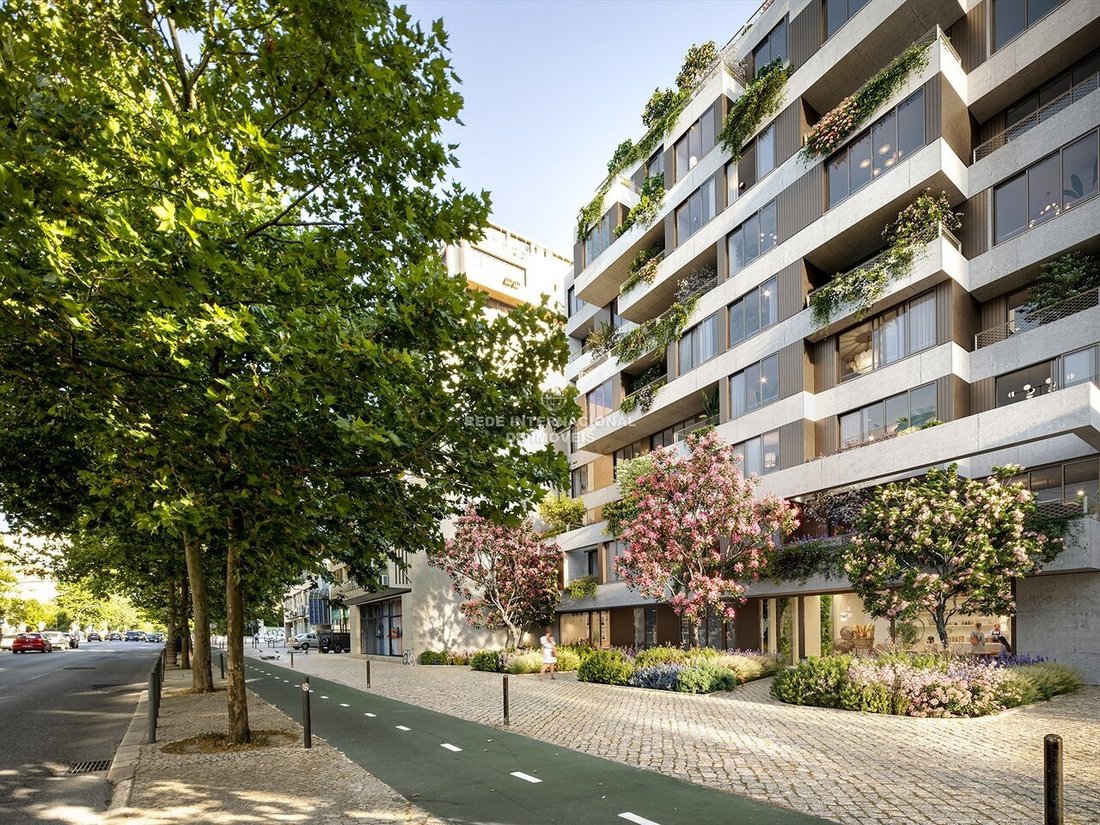 Apartment in Alvalade, Lisbon, Portugal 3 - 18034303