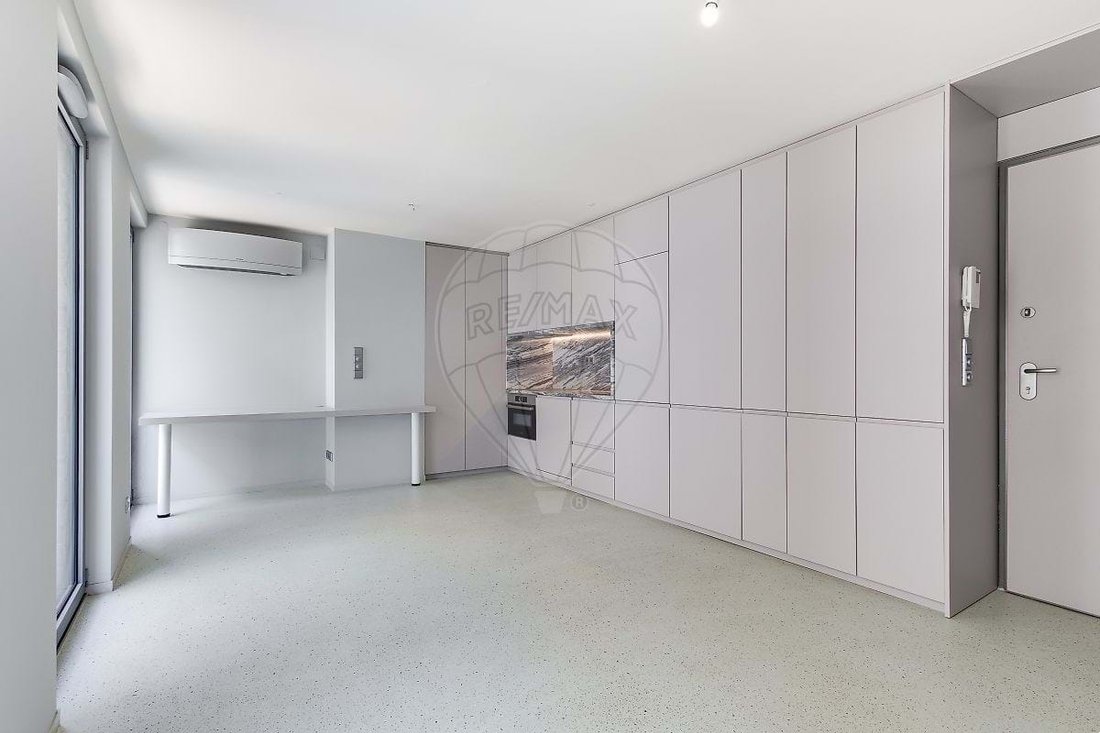 Apartment in Santo Antonio, Lisbon, Portugal 2 - 17860310