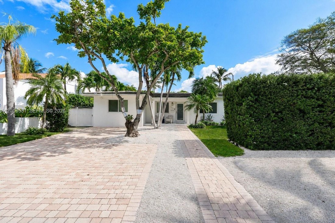 House in Key Biscayne, Florida, United States 1 - 17889749