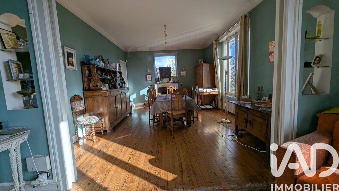 House in Pau, Nouvelle-Aquitaine, France 1 - 16982137