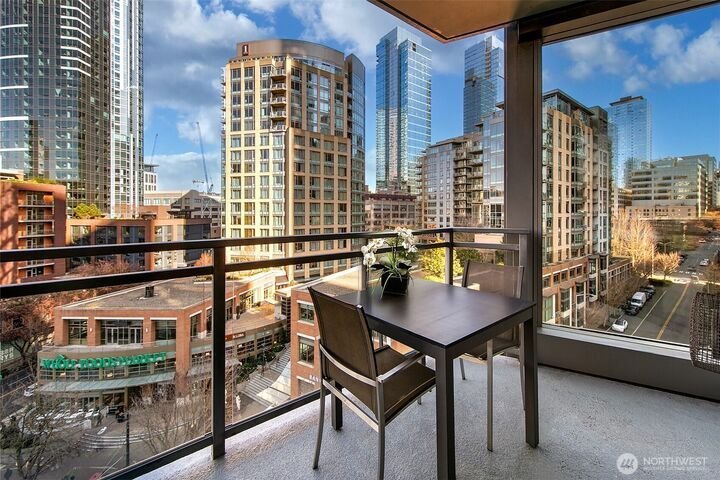 Condo in Seattle, Washington, United States 4 - 18104642