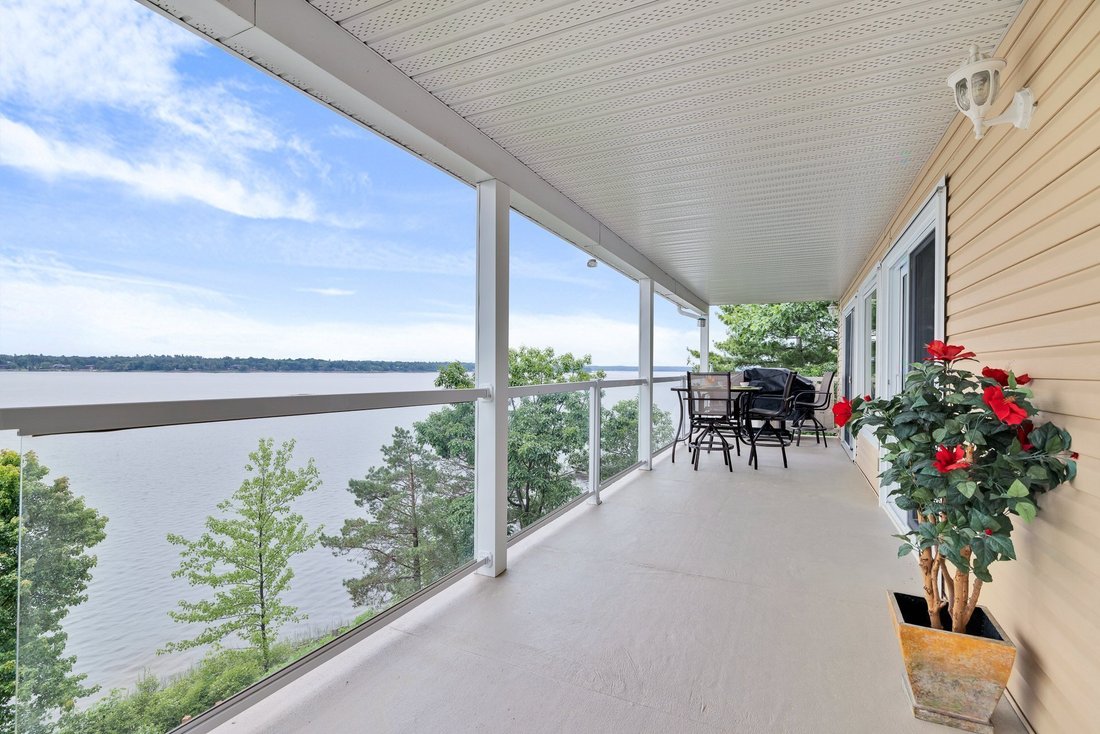 House in Pontiac, Quebec, Canada 3 - 18107328