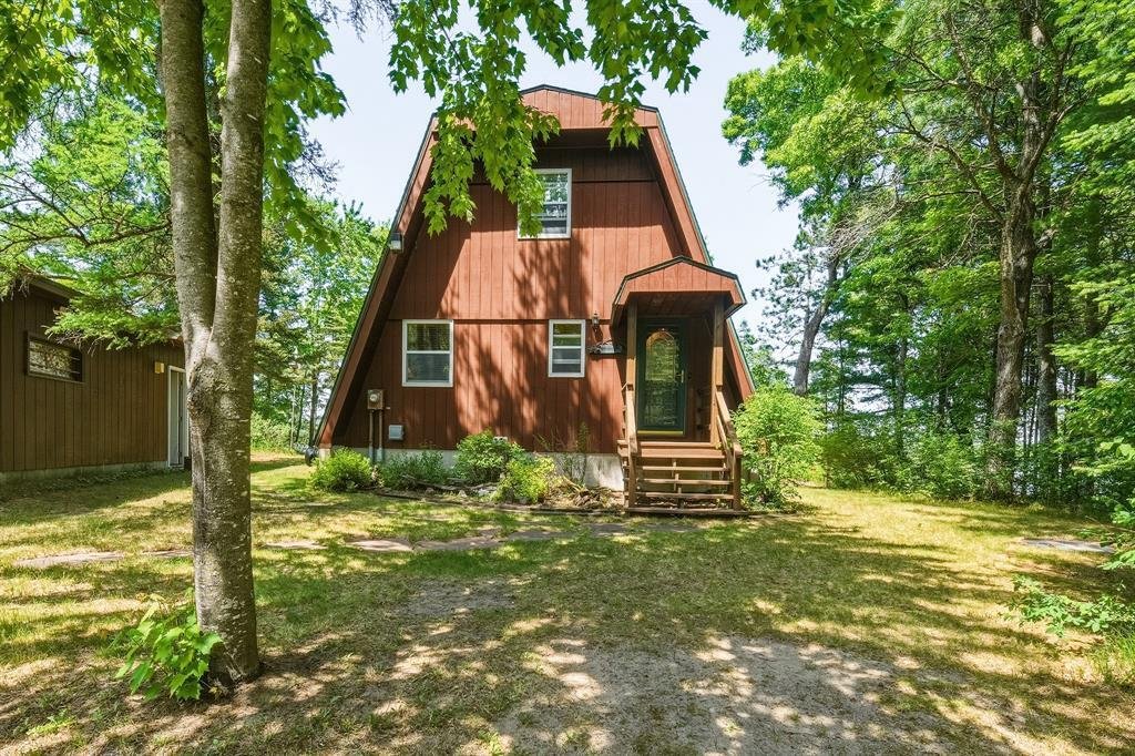 House in Augusta, Wisconsin, United States 1 - 18091922