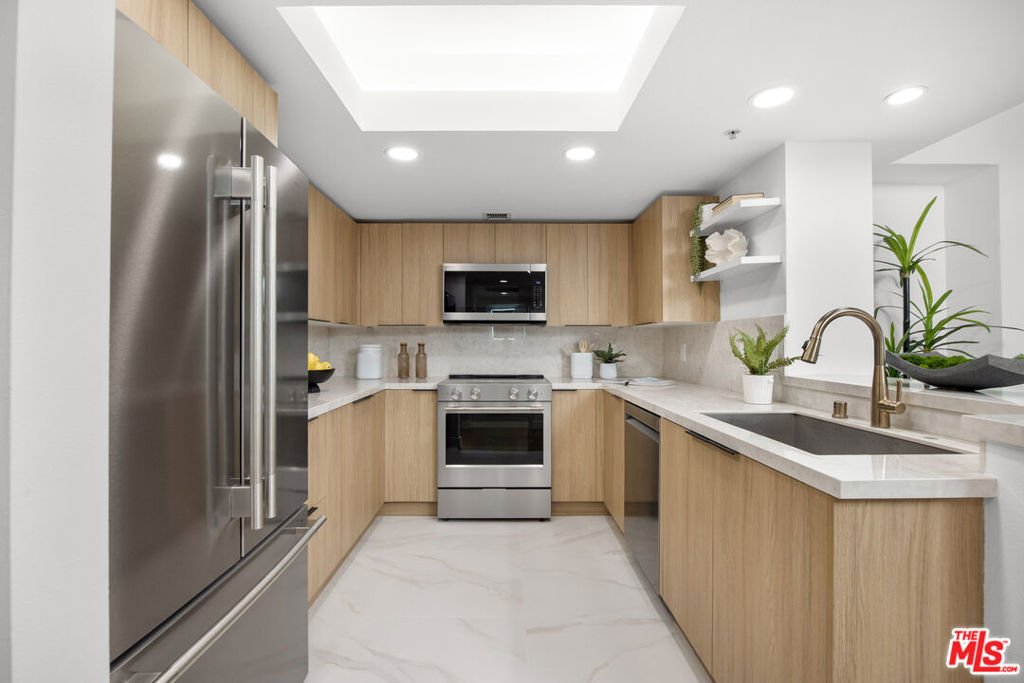 Condo in Marina del Rey, California, United States 2 - 18091847