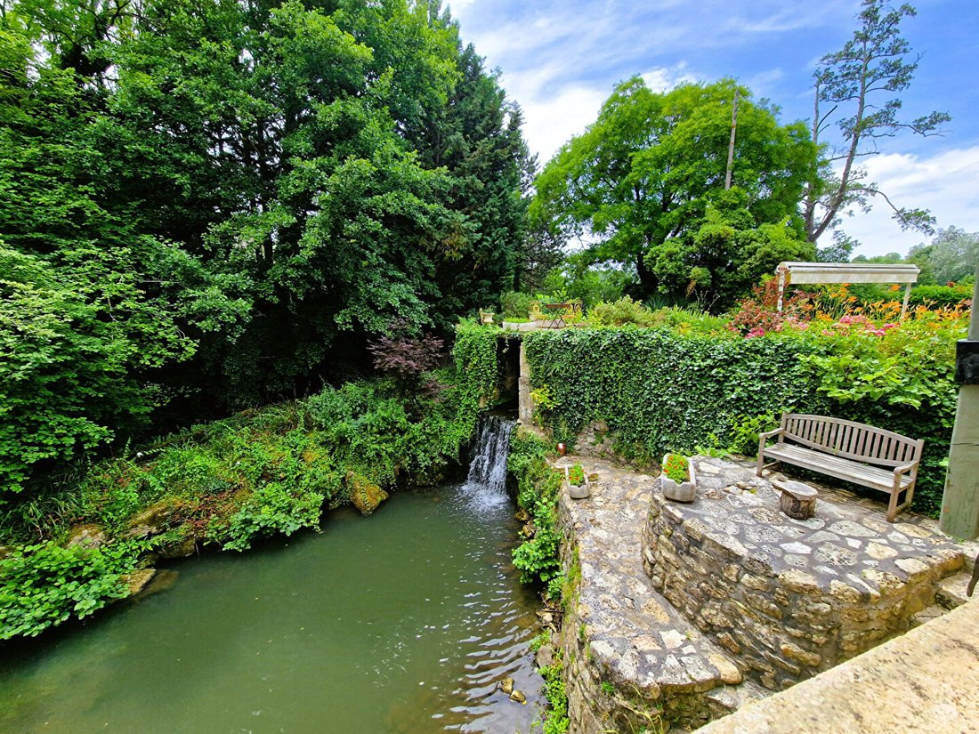 Villa in Castelmoron-d'Albret, Nouvelle-Aquitaine, France 5 - 18105523