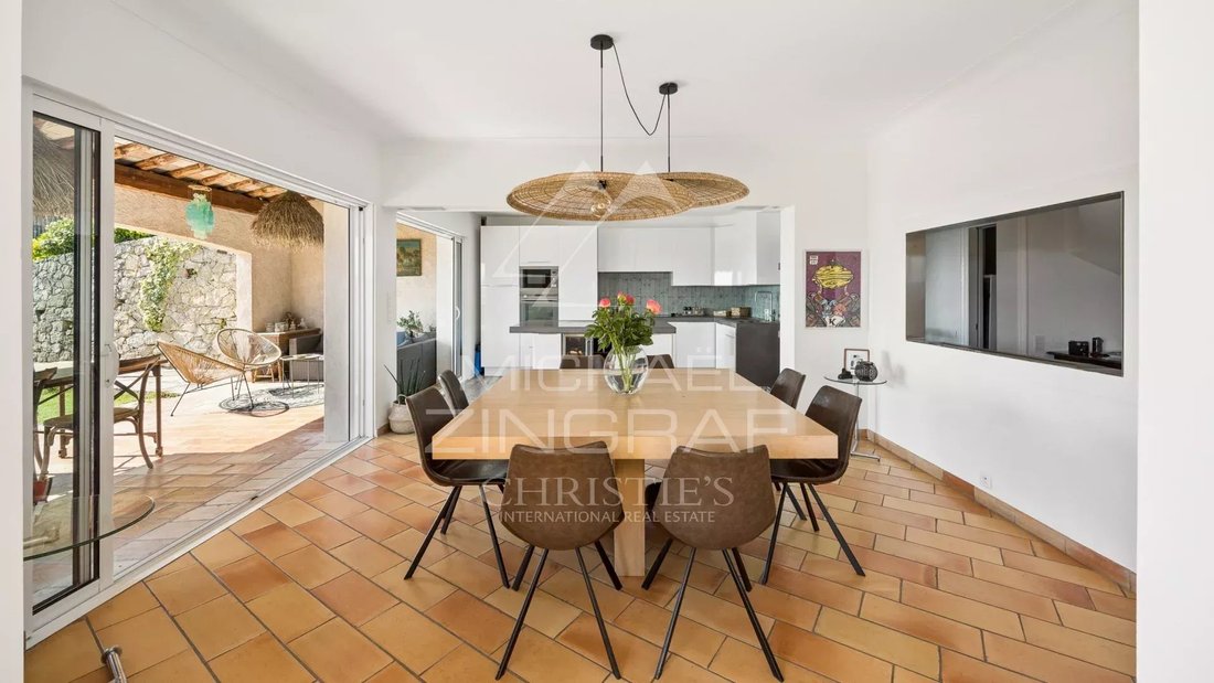 Villa in Les Termes, Mandelieu-la-Napoule, France 5 - 18093844