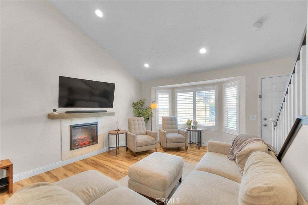 House in Chino, California, United States 5 - 18094648