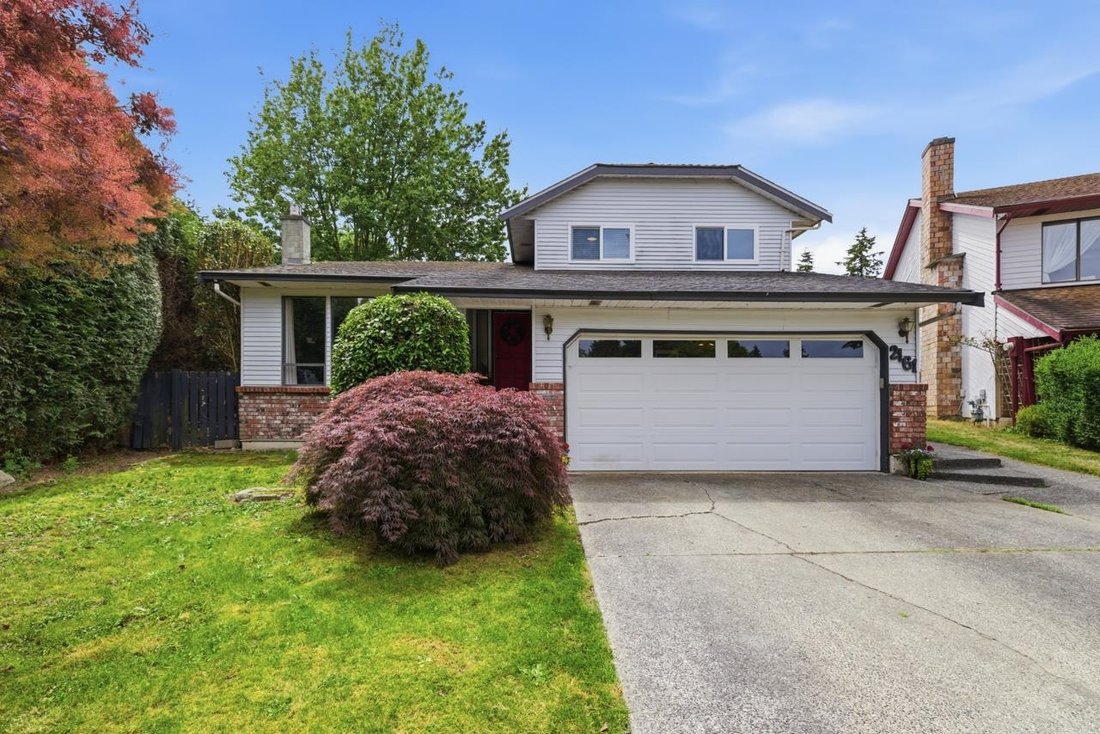 House in Surrey, British Columbia, Canada 1 - 18103296