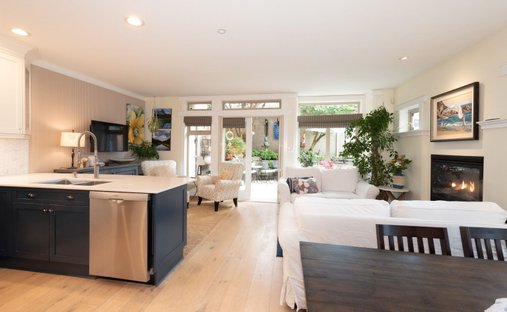 House in Vancouver, British Columbia, Canada 1
