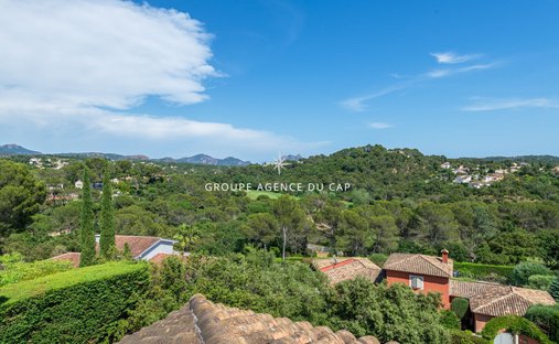 Villa in Le Dramont-Agay-Anthéor-Le Trayas, Saint-Raphaël, Frankreich 1