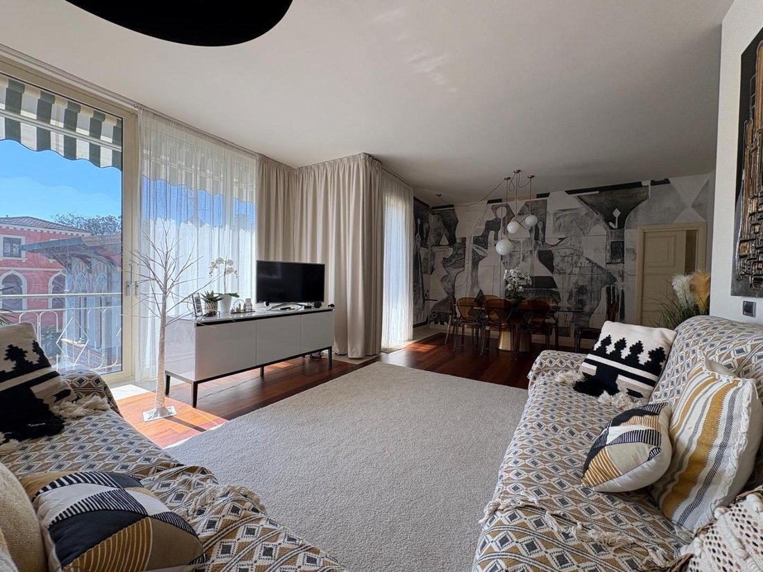 Apartment in Lungomare, Viareggio, Tuscany 1 - 18102991