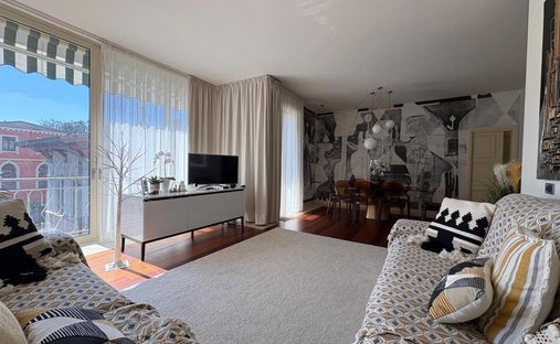Apartment in Lungomare, Viareggio, Tuscany 1