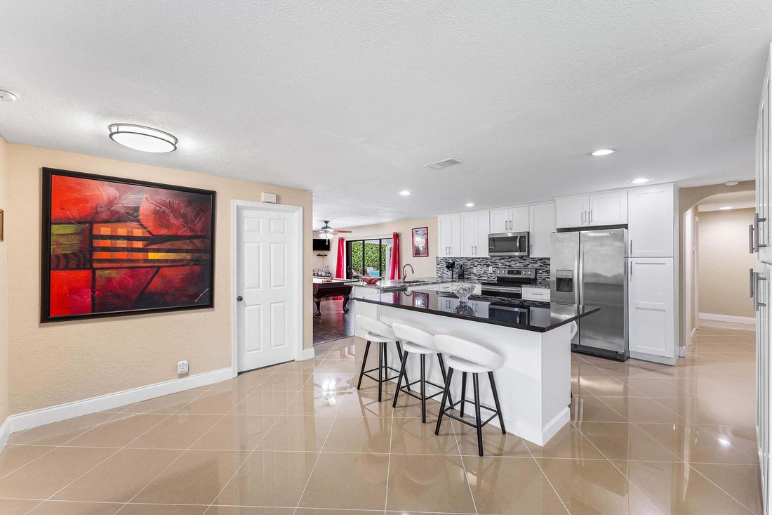 House in Coral Springs, Florida, United States 2 - 18105575