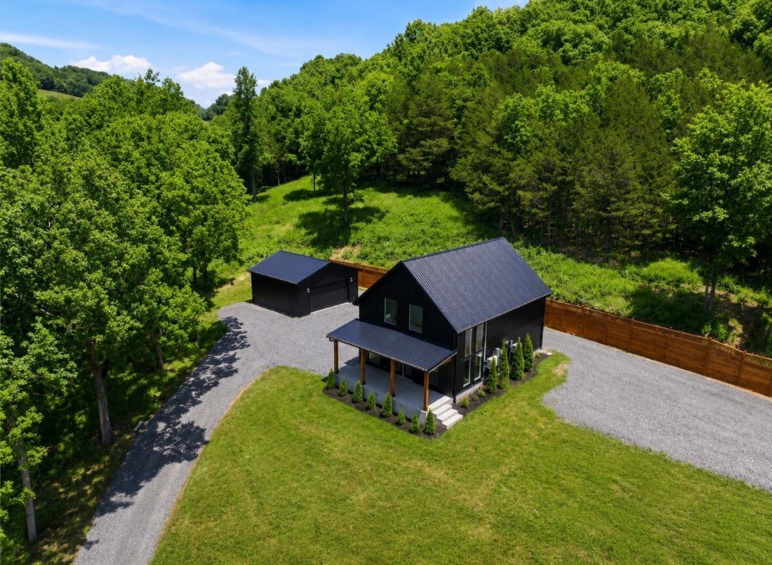 House in Carthage, Tennessee, United States 4 - 18102642