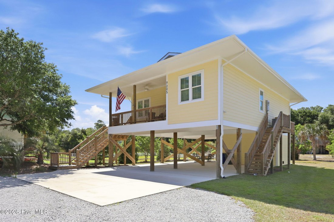House in Emerald Isle, North Carolina, United States 3 - 18102720