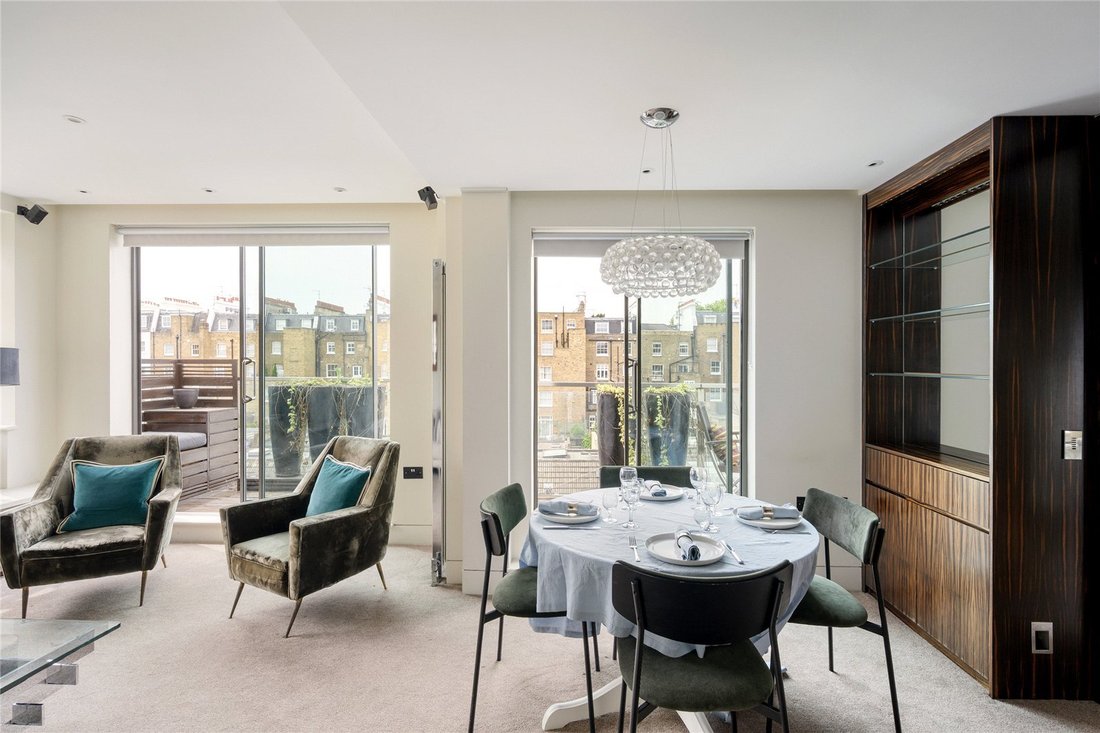 Apartment in Belgravia, Westminster, England 2 - 18100694